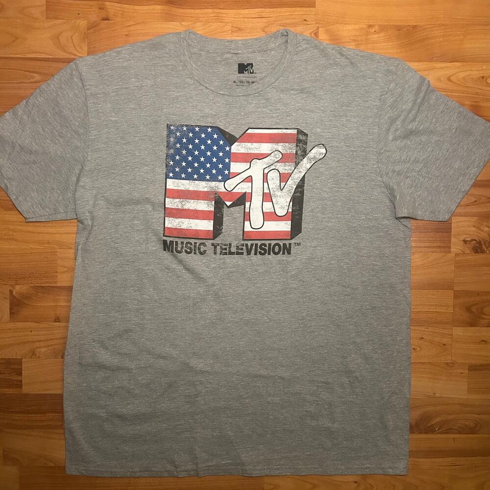 MTV Music Television USA Flag Logo T-shirt XL